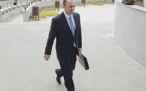 Cotidian local de investigatii si anchete politice. Doi Jurnalisti Din Iasi ObligaÅ£i SÄƒ PlÄƒteascÄƒ 20 000 De Lei Fostului Ministru AdomniÅ£ei Pentru Barfele Dintr Un Ziar