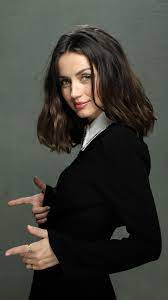 She made her acting debut in 2006 in the. Ana De Armas Photoshoot 8k Wallpaper 4 2229