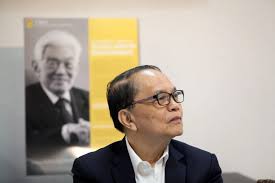 GT Foundation and Metrobank Foundation donate to Dr. Placido L. Mapa, Jr.  Scholarship Endowment