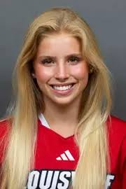 Ella Berg's Instagram, Twitter & Facebook