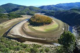Un lugar con unas vistas únicas para disfrutar de la naturaleza con los sentidos. Meandro El Melero Turismo Caceres