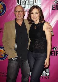 Mariska Hargitay Photos Photos Jennifer Love Hewitt And Svu Cast Film Mariska Hargitay Jennifer Love Hewitt Svu
