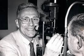 William Snyder, pioneering Dallas retinal surgeon, dies at 87