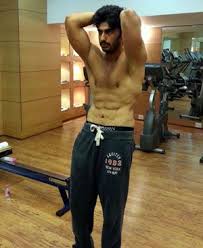 Indian Actor Arjun Kapoor Shirtless Workout Routine Fitness Regime Arjun Kapoor