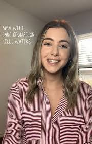 Kelli Waters's Instagram, Twitter & Facebook