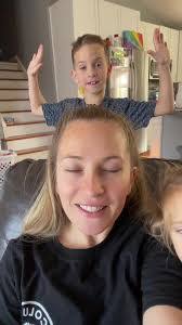 Melissa Ruth's Instagram, Twitter & Facebook