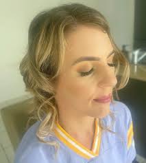 Katrina Hunt Makeup Artistry (@makeupartistryby_katrina) • Instagram photos  and videos