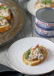 Find fab dinner party ideas and plan your dinner party menu, from starters and mains to desserts. Pin On Toasts Croistini Bruschetta Chips And Crackers Recipes