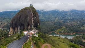 It formed along the antioquia rock base (batolito de antioquia), 70 million years ago. El Penol De Guatape Colombia Nos Vamos De Paseo