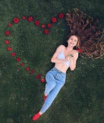 Pin By Agus Sosa On Ideas Para Fotos Photography Poses Women Portrait Photography Poses Girl Photography Poses