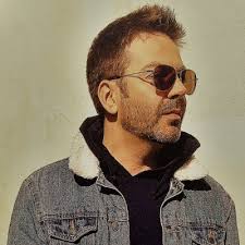 Ella Birt (@ellabirt)