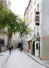 Hotel Du Haut Marais 7 Rue Des Vertus 75003 Hotel Tres Central Pas De Lobby Et Pas De Breakfast Room On P Galerie Photo Paris Hotel Galeries De Photos