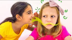 Diana and Funny Cat eats Breakfast and Plays