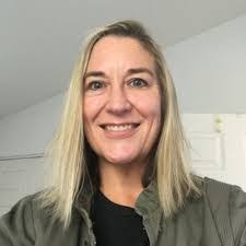 Candace Graham's Instagram, Twitter & Facebook