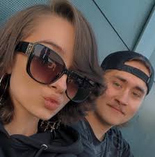 What is the source of the strong, unpleasant smell near 11 Mile and John R  in Madison Heights?