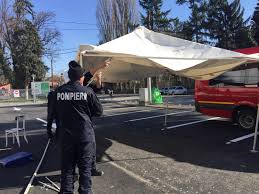 Maybe you would like to learn more about one of these? Cort De Triaj Murdar Instalat De Isu In FaÅ£a Spitalului Lugoj Libertatea