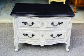 Side Table Painted With Chalk Paint And Antiqued With Black Shoe Polish Chalk Paint Dresser Painting Antique Furniture Painted Table