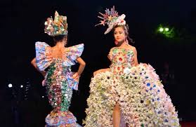 Baju fashion yang kami jual adalah baju fashion usia anak sd untuk perayaan seperti imlek, fashion muslim anak, fashion batik anak , fashion daur ulang, fashion karakter dan baju pesta anak perempuan. Usung Tema Biota Laut Brc Pukau Penonton