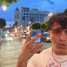 Tanner Arnold (TannerArnold10@)