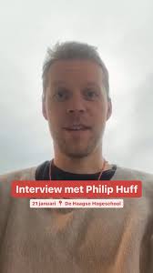 📕 Je hebt nog t/m donderdag om je in te schrijven voor The Lighthouse  Boekenclub! We gaan ‘Wat je van bloed weet’ van Philip Huff lezen. 🙌, ———,  En… in het nieuwe jaar komt Philip Huff zelf naar ...
