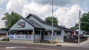 Water sports in 71112 area. Nick In The Am Tnt S Sports Bar Grill Closing Its Peoria Heights Location