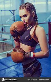We did not find results for: Joven Boxeador Femenino Dispuesto Chica De Boxeo Boxeo Mujer Fotos De Boxeo