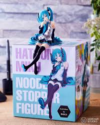 フリュー ぬーどるストッパー 初音ミク 黒星紅白 楽しみにしていた黒星先生の初音ミク お仕事でも撮影させていただきましたがやっぱりめちゃくちゃ可愛くて大人ぽくて もうー最高 お箸も持てました しかも持ち方超カ anime figures hatsune miku action