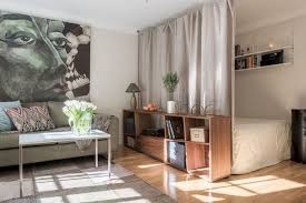 Gorgeous 40 Favorite Studio Apartment Room Dividers Curtains Design Ideas And Decor Https Apartment Room Studio Apartment Decorating Small Apartment Decorating