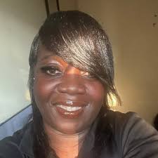 Ebony Ingram, a mother diagnosed with leukemia while pregnant, had to give  birth to her twins 15 weeks early in order to begin cancer treatment.  Despite the challenges, both Ebony and her