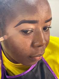 Profil Augsel Beauty Palour