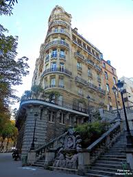 In gesproken frans wordt dit arrondissement seizième genoemd. Pin On Paris
