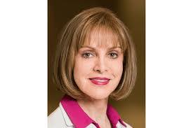 Caroline Berman's Instagram, Twitter & Facebook