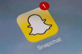 A message stuck as pending could mean snapchat is randomly glitching… or it could mean something slightly more awkward. Why Are People Turning Their Bitmoji Purple Snapchat Trend Explained