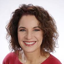 Tracy Dale's Instagram, Twitter & Facebook