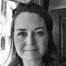 Jessica Edwards's Instagram, Twitter & Facebook