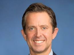 Citi Nabs Goldman's Chuck Adams to Lead 'Super Group' for Healthcare