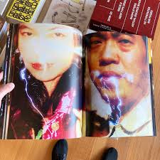 In Bloom materialised after Jean-Vincent Simonet first visited Japan in  September 2016. Nights spent in Tokyo and Osaka were an intoxicating  assault