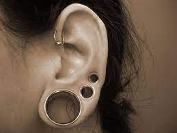 „i got my first piercing here and the guys were friendly, helpful and reassuring beyond expectation. Pin Auf Piercings