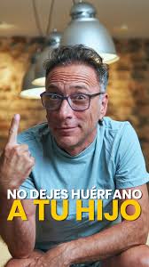 No soy el amigo de mis hijos, soy su padre., ¿Por qué? Porque si me vuelvo  su amigo, el “casillero” de la paternidad queda libre, y no quiero que mis  hijos salgan a buscar ese rol en cada pareja o ...