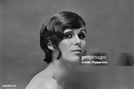 151 1920s Flapper Girl Stock Photos, High-Res Pictures, and Images