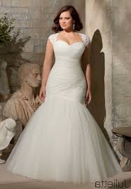 Wedding Dresses For Overweight Brides Plus Size Wedding Gowns Wedding Dresses For Girls Wedding Dress Styles