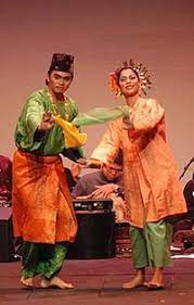 Jun 09, 2021 · malaysia merupakan sebuah negara yang berbilang kaum di mana terdiri daripada tiga kaum yang utama iaitu kaum melayu, cina dan india. Tarian Zapin Wikipedia Bahasa Melayu Ensiklopedia Bebas