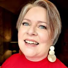 Finbar Wright (@FinbarWright)