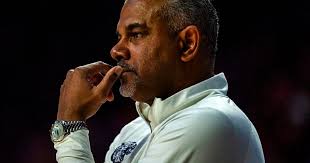 Sources: Tang a finalist for Arkansas job