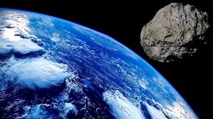 Meteorito del evento de cheliábinsk registrado el 15 de febrero de 2013 en la ciudad rusa homónima dejando cientos de heridos. Un Asteroide Ficticio Se Dirige Hacia La Tierra Para Un Simulacro De Impacto Que Pone A Prueba Nuestros Sistemas De Respuesta Rt