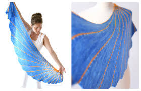 I know there are knitters who can't stand the tedium of plain knitting, but i love the opportunity to think, listen to the radio, watch a film, or even read, while my hands are busy and productive. Knit Asymetrical Crescent Shawl Free Knitting Pattern Knitting Pattern