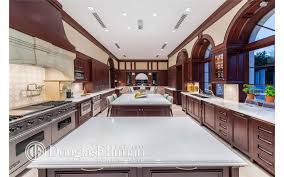 42 kitchens with two islands (photos)