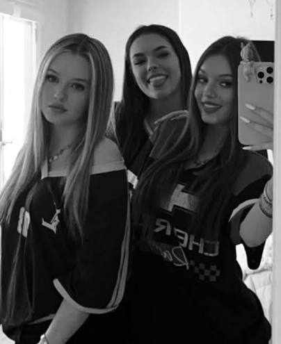 Heritage - Finley and Harper Lockwood, the twin daughters of Lisa Marie  Presley and Michael Lockwood, are part of the Presley family legacy, a  lineage that includes the legendary Elvis Presley, the "