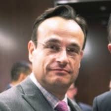 I recently received a visit from a (still active) radio legend Wayne Cabot. 