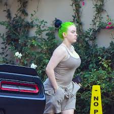 Billie eilish in normal clothes. Billie Eilish Unveils Svelte Figure After Ditching Her Signature Baggy Clothes Mirror Online